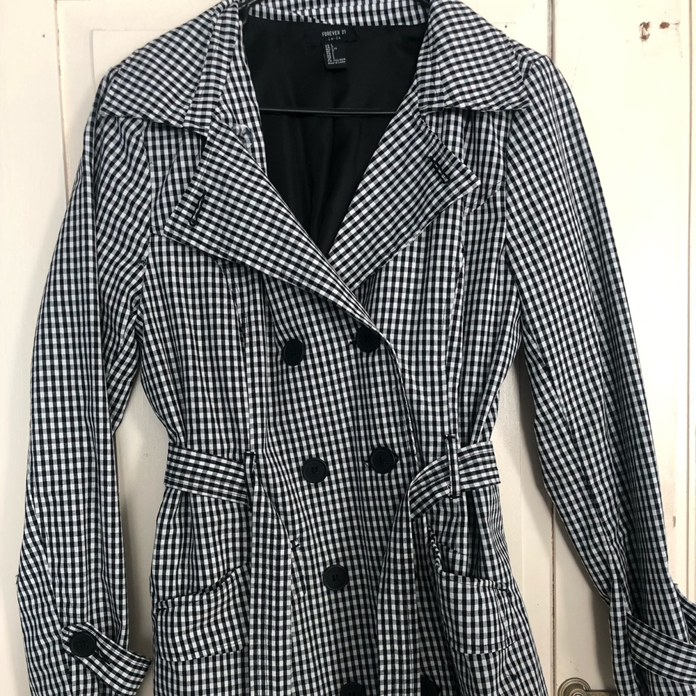 Light weight trench coat